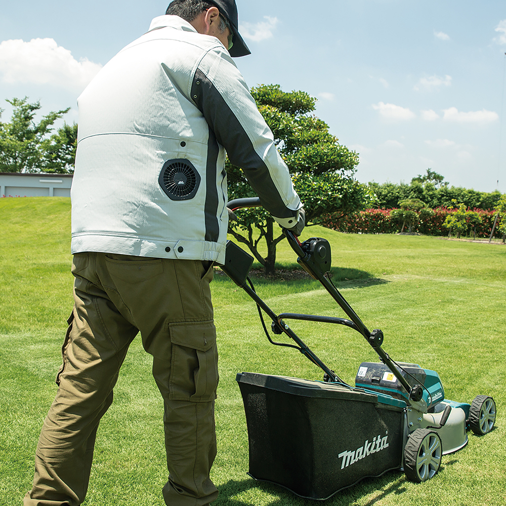 Акумуляторна куртка з вентиляцією Makita LXT/CXT, 10,8-18В (2XL) DFJ213A2XL Акумуляторна куртка з вентиляцією Makita LXT/CXT, 10,8-18В (2XL) DFJ213A2XL