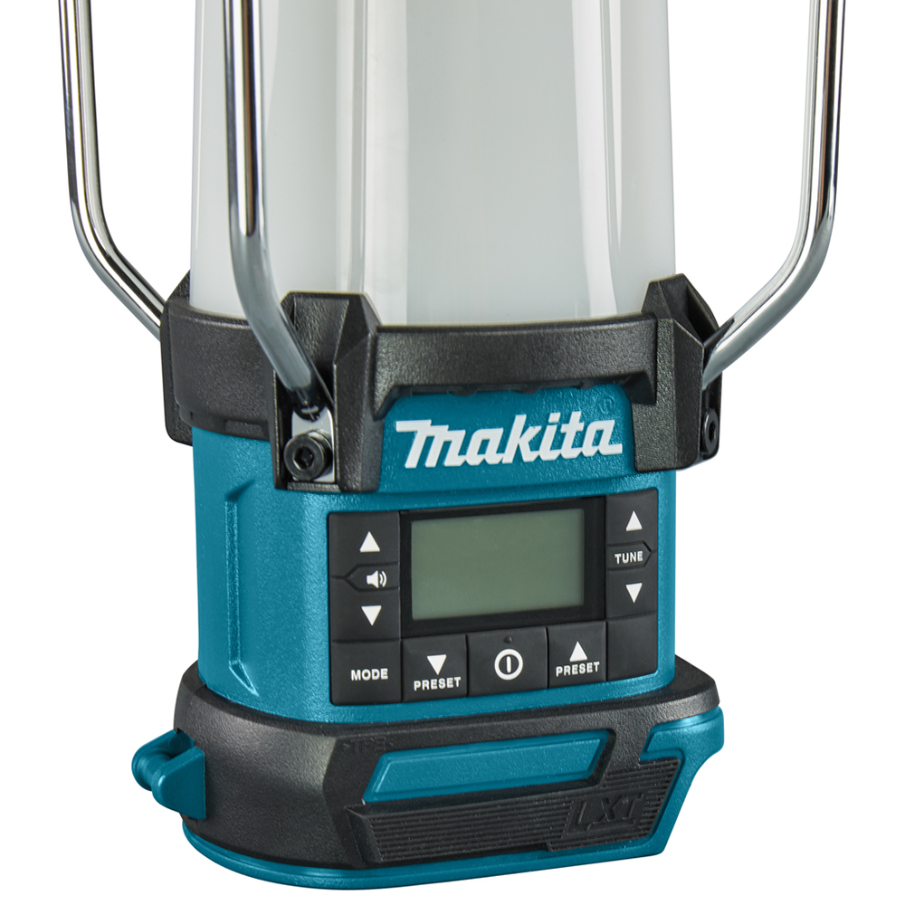 Акумуляторний радіоприймач з ліхтарем Makita DMR055