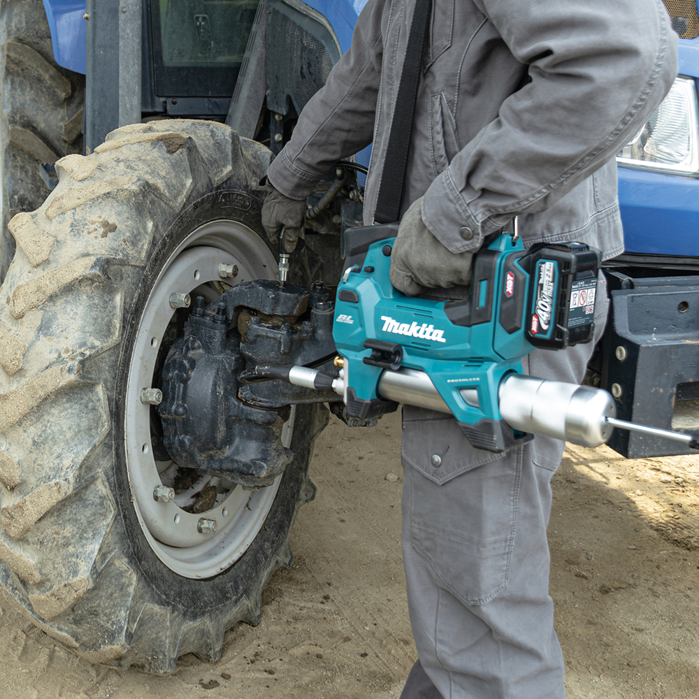 Акумуляторний пістолет для змащування Makita XGT 40 V MAX GP001GZ (БЕЗ АКБ) Акумуляторний пістолет для змащування Makita XGT 40 V MAX GP001GZ (БЕЗ АКБ)