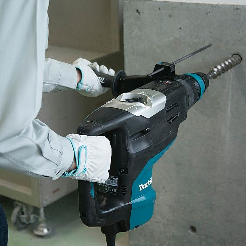 Перфоратор Makita HR 5202 C