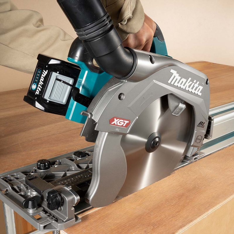 Акумуляторна дискова пила Makita XGT 40 V MAX HS009GT201 Акумуляторна дискова пила Makita XGT 40 V MAX HS009GT201
