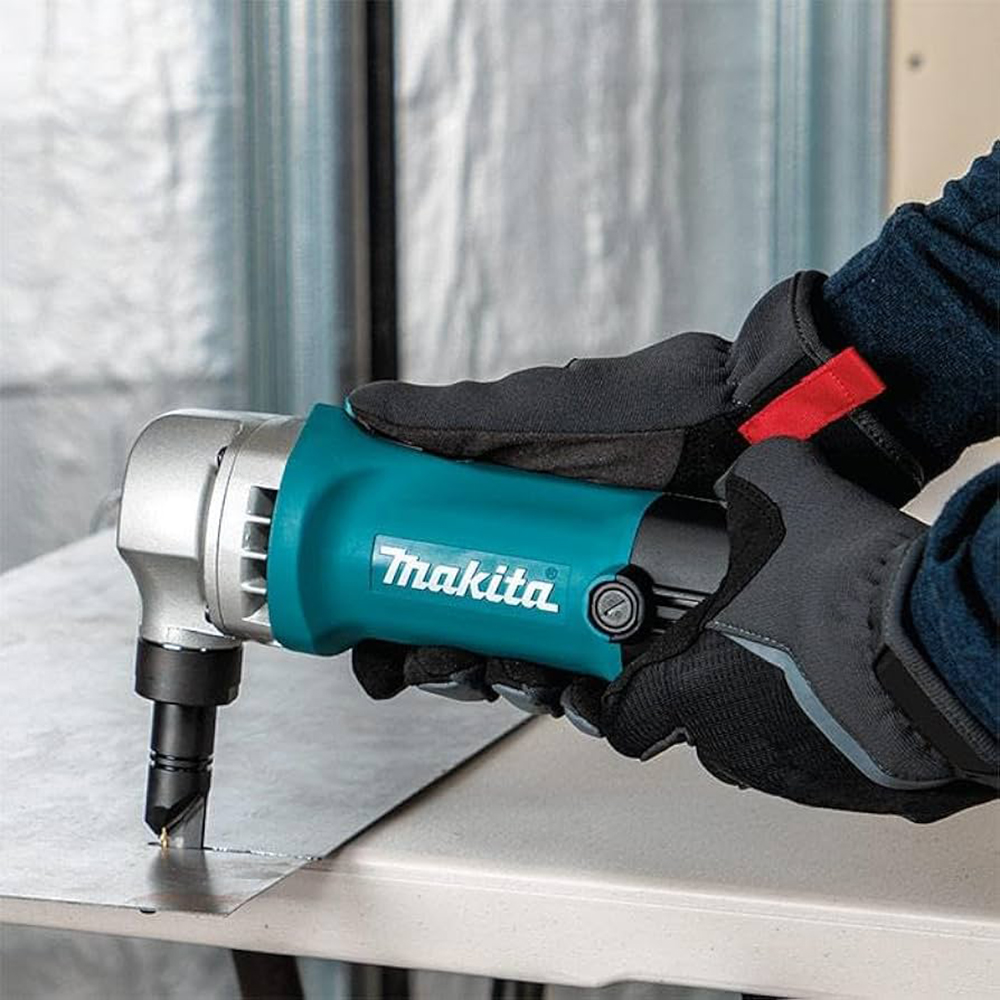 Висічні ножиці Makita JN 1601 Висічні ножиці Makita JN 1601
