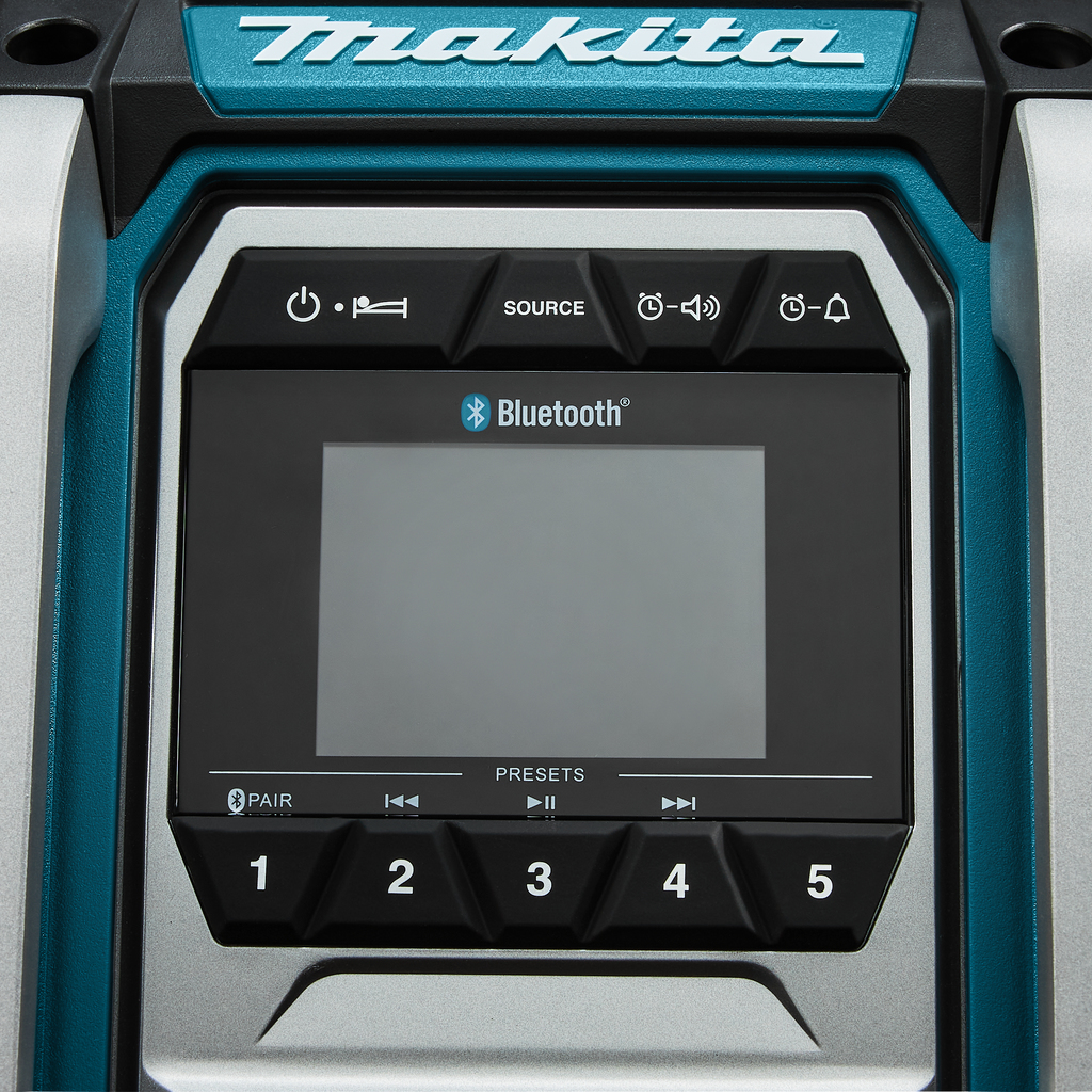 Акумуляторний радіоприймач Makita XGT 40 V MAX MR006GZ
