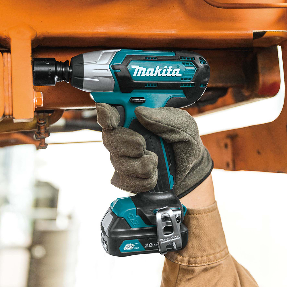 Акумуляторний ударний гайкокрут Makita TW140DWA Акумуляторний ударний гайкокрут Makita TW140DWA